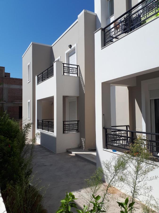 Elia Mare Apartment มัสติคารี ภายนอก รูปภาพ